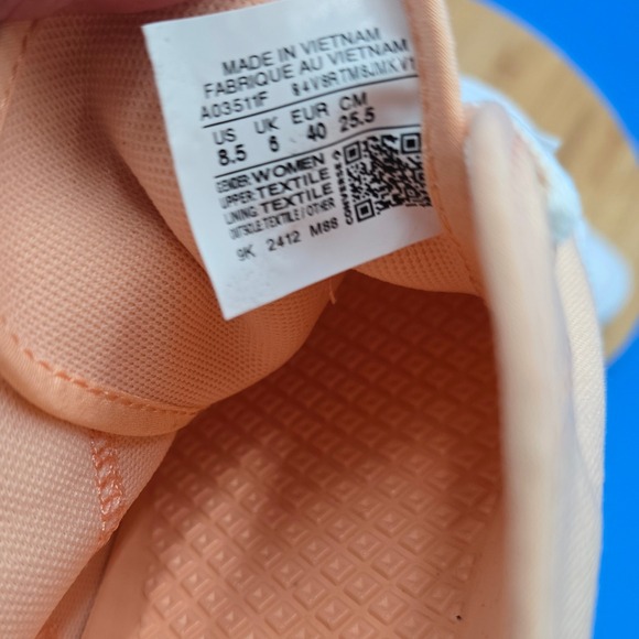 Converse All Star Lightweight Low Top Sneakers Peach Canvas Shoes Womens 8.5 NEW - Picture 9 of 9